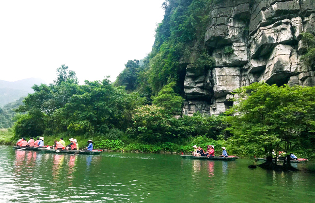 Ba điểm đến nổi tiếng cho một ngày du lịch hè Ninh Bình