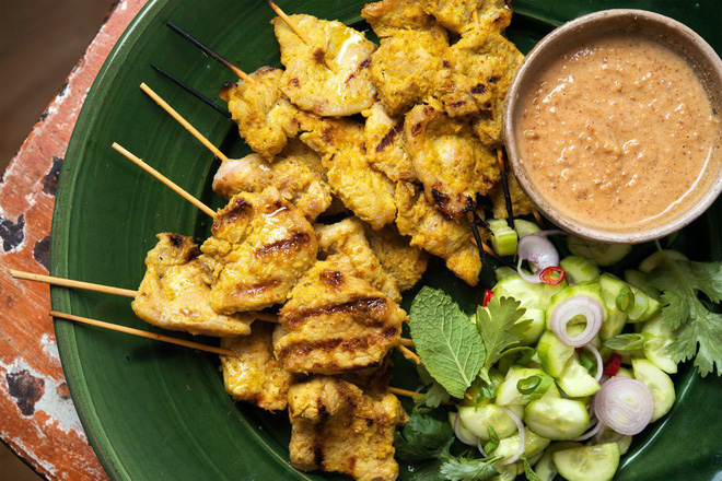 du lịch malaysia, đến malaysia nhất định phải “phá đảo” kuching – thiên đường ẩm thực mới toanh với list món ăn độc đáo