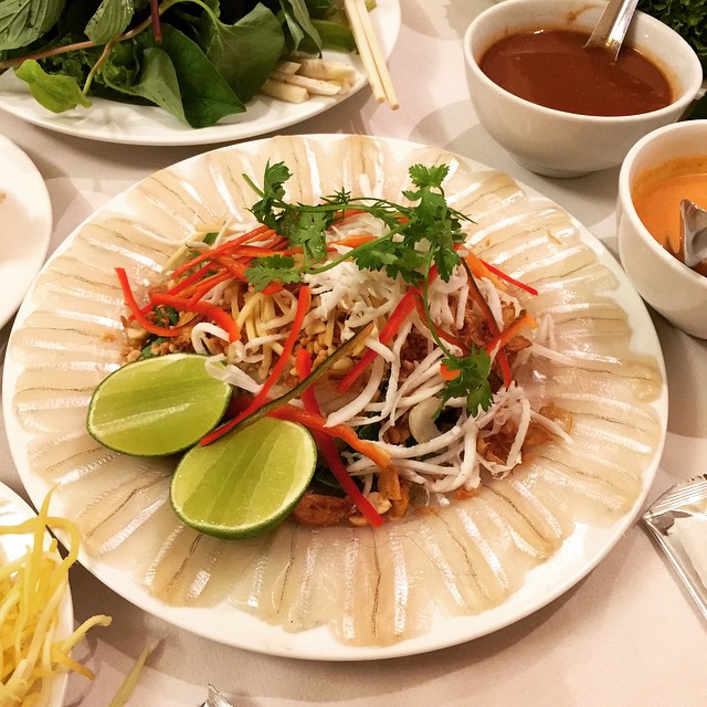 Gỏi cá mai – món ăn “gây thương nhớ” cho khách du lịch Vũng Tàu
