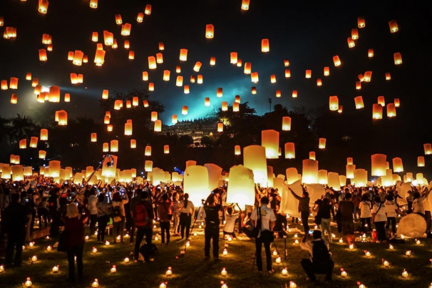 Bật mí địa điểm diễn ra lễ hội thả đèn trời đẹp như ở Thái Lan