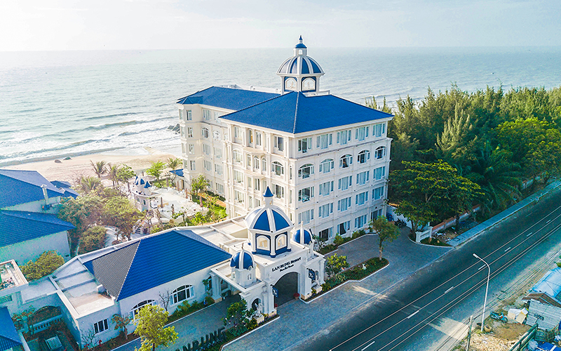 Resort tựa “Cung điện hoàng gia” đẹp lộng lẫy ở biển Long Hải