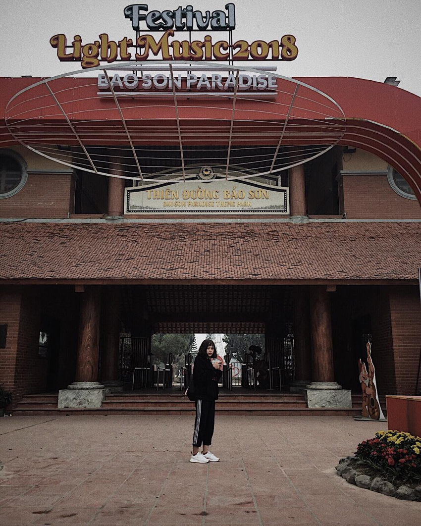 Quẩy banh nóc “Disneyland phiên bản Việt” tại du lịch Hà Nội