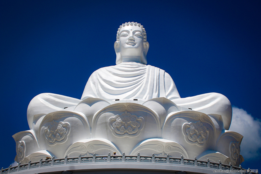 Đi Quy Nhơn thăm tượng Phật ngồi lớn nhất Đông Nam Á