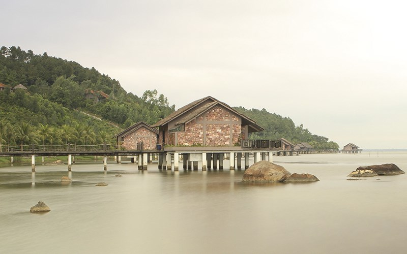 Có một resort Huế xinh đẹp ẩn mình giữa phá Tam Giang