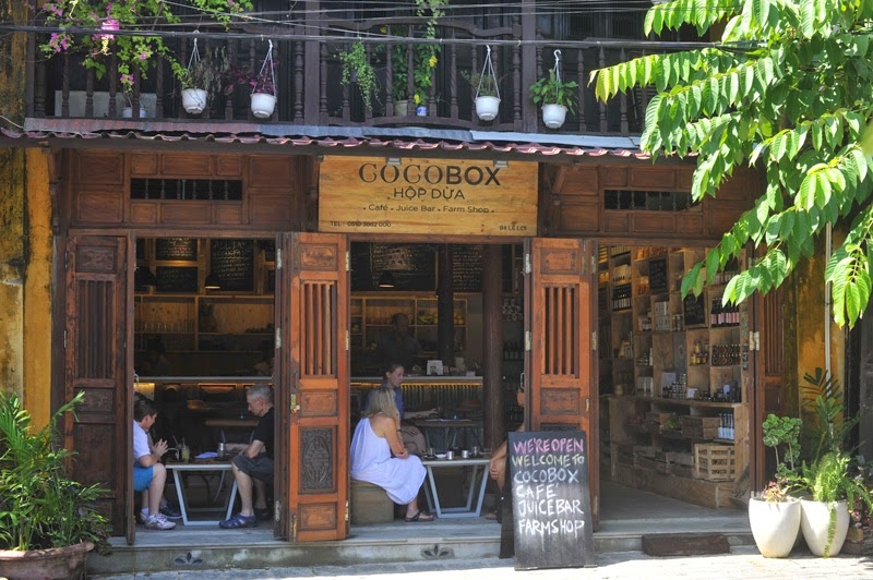 du lịch,   													top 12 quán cà phê hút khách nhất ở phố cổ hội an