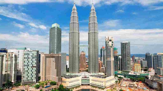 Tháp Đôi Petronas Ngọn Tháp Chọc Trời Của Malaysia