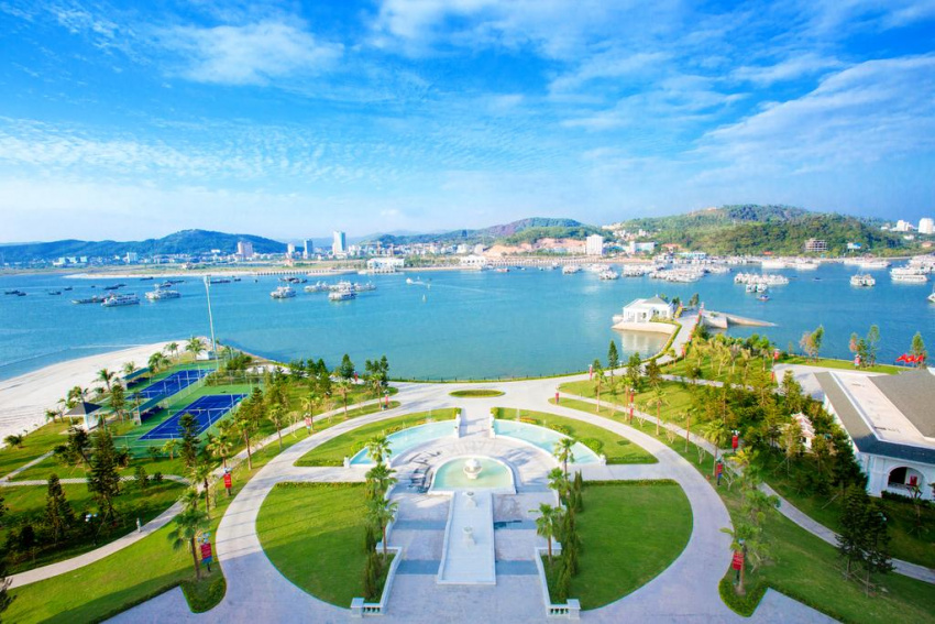 Đặt sớm Resort Hạ Long “hot bậc nhất” vịnh Bắc Bộ đã tung giá phòng Hè