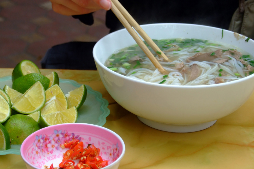 Top 10 quán phở ngon rẻ ở Sài Gòn thơm ngon bổ dưỡng nhất