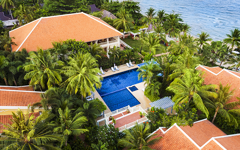 Resort có bãi biển lãng mạn nhất châu Á ở Việt Nam