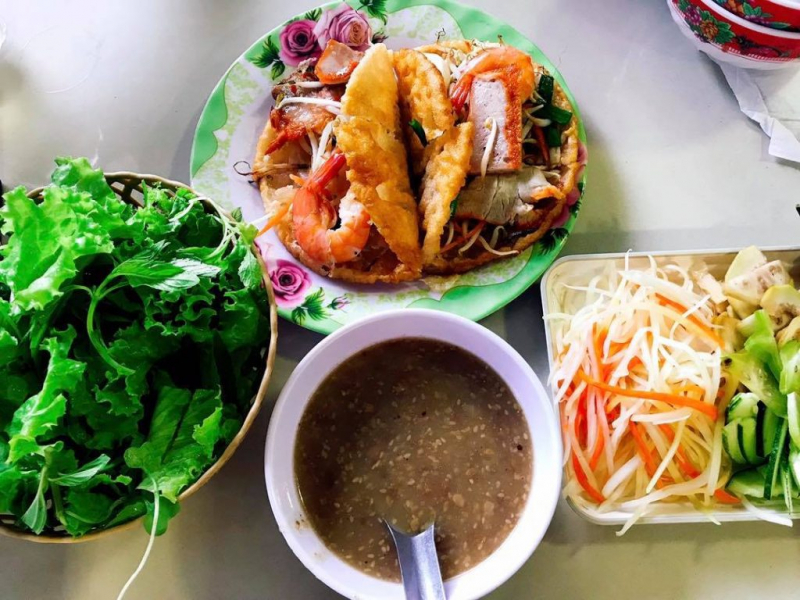 5  địa chỉ ăn bánh khoái ngon nức tiếng ở Huế