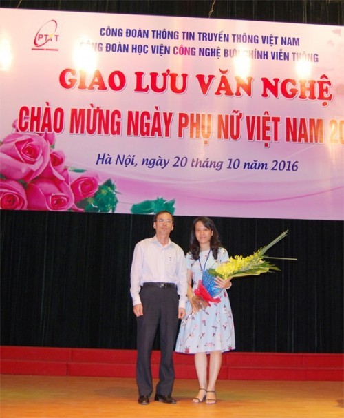 4 Lời dẫn chương trình văn nghệ 20/10 hay và ý nghĩa nhất