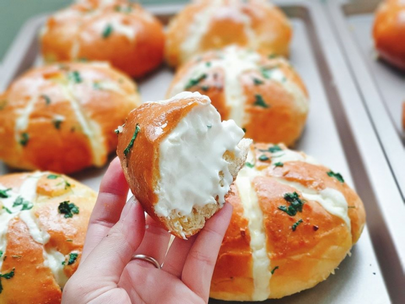 5  địa chỉ bán bánh mì bơ tỏi phô mai online ngon nhất tại hn