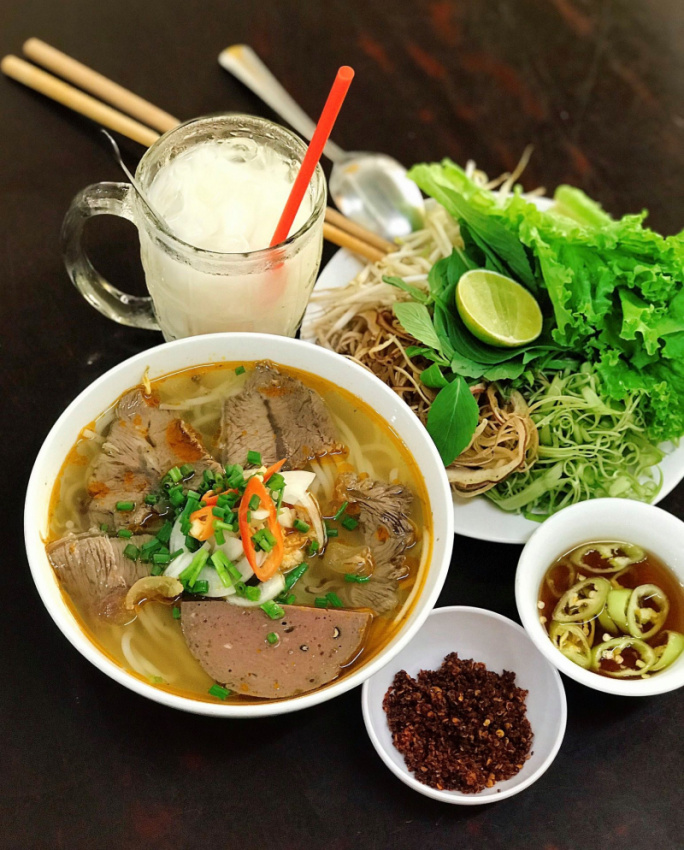 8  quán bún bò ngon ở quận 8, tp.hcm