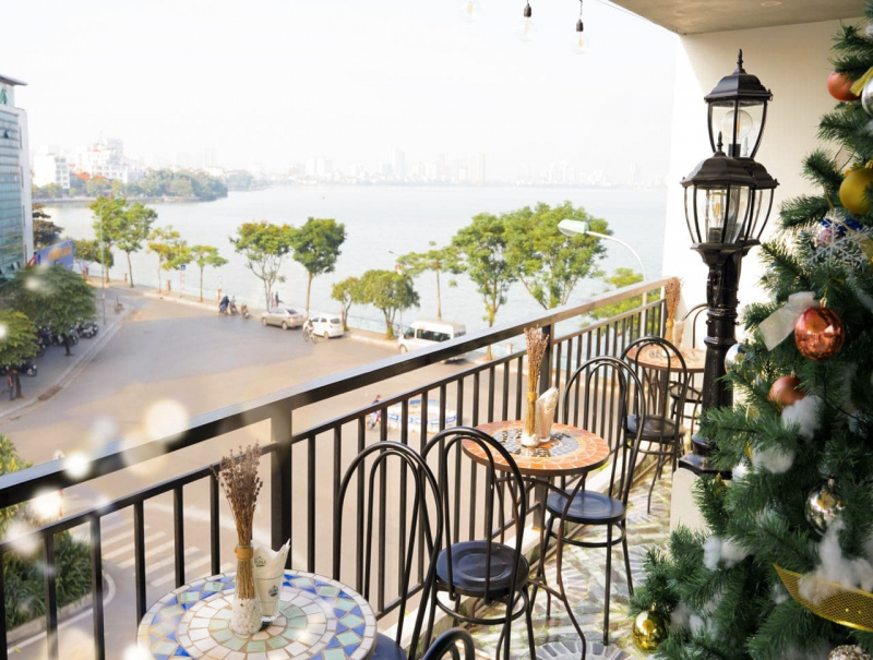 10  quán cà phê view nhìn ra hồ tây đẹp nhất tại hà nội