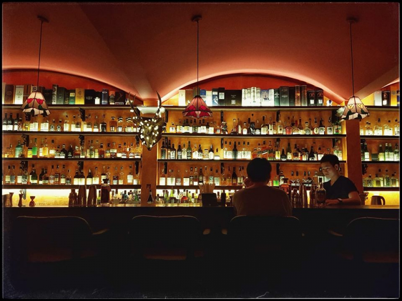 9  quán bar phong cách speakeasy nên thử tại sài gòn