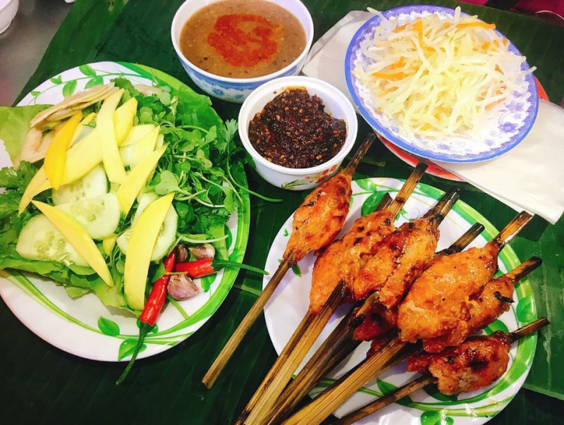 9  Quán bún thịt nướng/nem lụi ngon nhất Thừa Thiên Huế