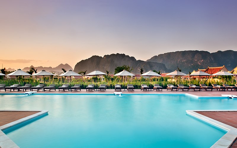 du lịch hè, đặt phòng, điểm đến, emeralda resort ninh bình, khách sạn, chỉ hơn 1.000.000đ/ người – nghỉ dưỡng tại emeralda resort với “hồ bơi view núi” đẹp nhất nhì ninh bình