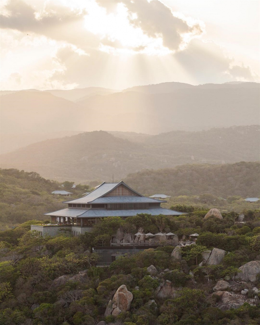 amanoi resort, đặt phòng, khách sạn, cận cảnh resort thiên đường trên đỉnh núi dành riêng cho giới siêu giàu vn