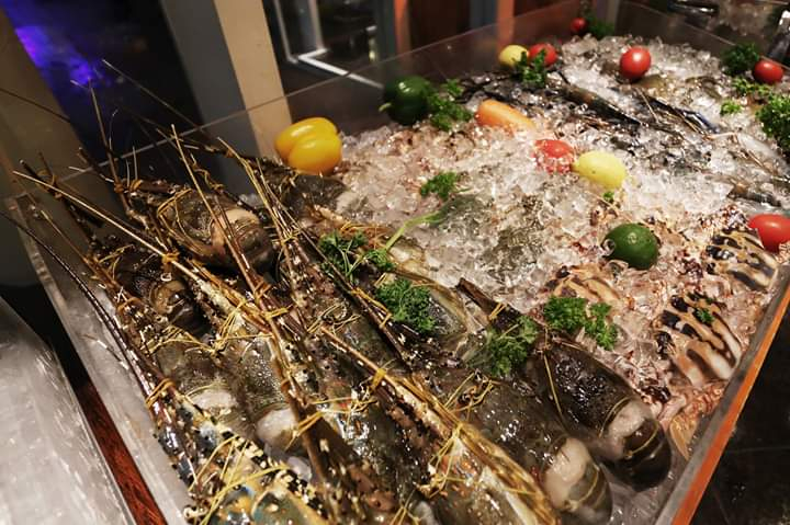11  nhà hàng buffet hải sản tôm hùm ngon nhất sài gòn