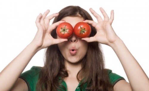 11 công dụng tuyệt vời của quả cà chua cho sức khỏe và làm đẹp