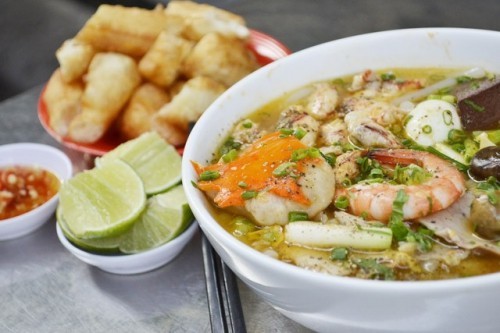 Top 10 quán bánh canh cua nổi tiếng nhất Sài Gòn