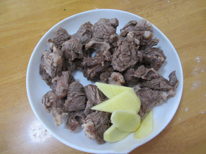 Canh củ cải thịt bò thơm ngon bổ dưỡng