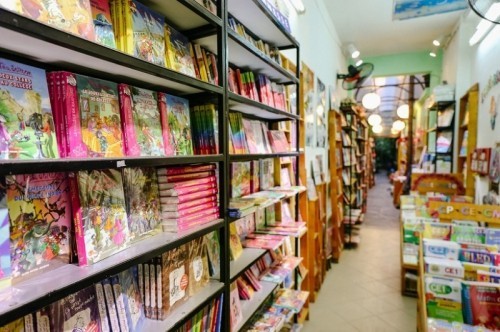 10 Địa chỉ bán sách ngoại văn tốt nhất Hà Nội