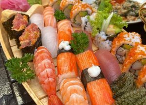 nhà hàng, món ăn ngon, bữa tối, bữa sáng, thực phẩm, ẩm thực, cà phê, đồ uống, làm bánh, chè, ..., u mê với top 10 quán sushi ngon nhất tại hải phòng