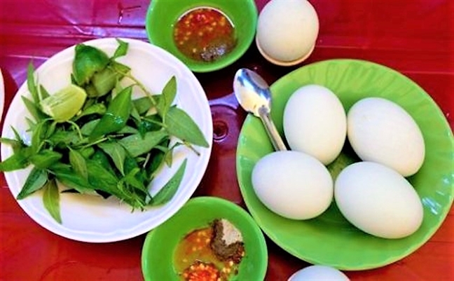 Truy lùng 7 quán hột vịt lộn ngon nức tiếng Tp. Hồ Chí Minh