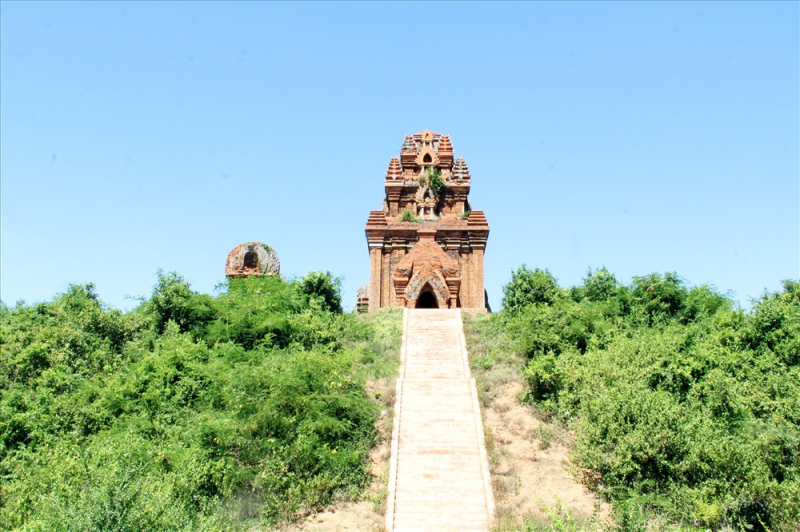 8  địa điểm du lịch lịch sử hấp dẫn nhất tại Bình Định.