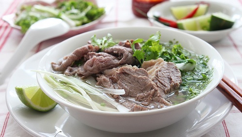 “Quyến rũ như 1 điệu Jazz” – lời cảm thán của CNN về 10 món ăn Việt Nam bắt-buộc-phải-thử-trước-khi-chết