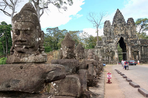 angkor thom, angkor wat, du lịch campuchia, điểm đến, siem reap, ấn tượng với những di tích kiến trúc kỳ vĩ ở thành cổ angkor