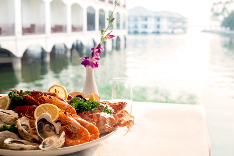 ăn uống, khách sạn, nhà hàng, khám phá ẩm thực địa trung hải tại intercontinental hanoi westlake