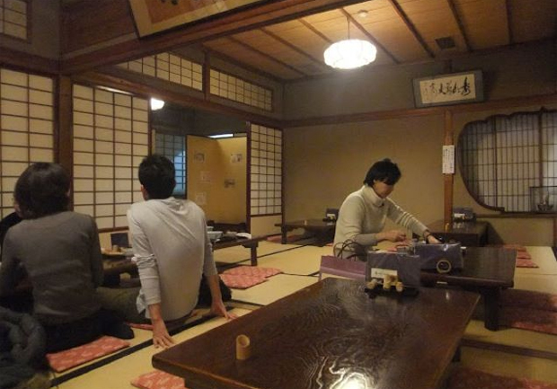 ăn uống, nhà hàng, nhà hàng mỳ soba hơn 550 tuổi ở cố đô kyoto