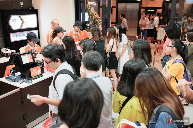Cận cảnh cửa hàng 7-Eleven đầu tiên tại Việt Nam!