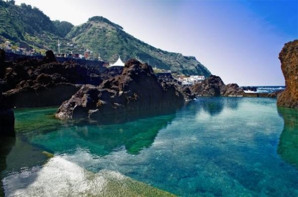chiêm ngưỡng 10 hồ bơi tự nhiên đẹp nhất thế giới