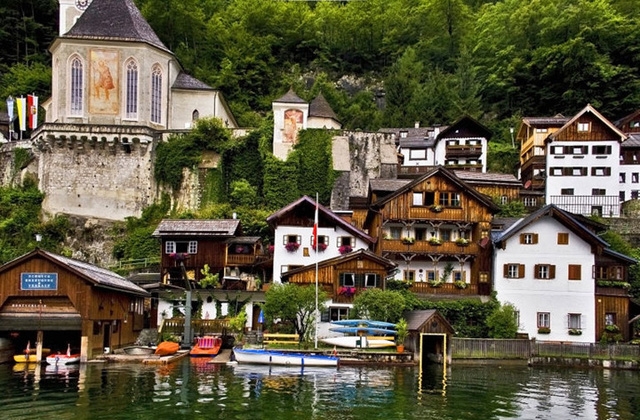 8  ngôi làng cổ nổi tiếng thế giới thu hút nhiều du khách