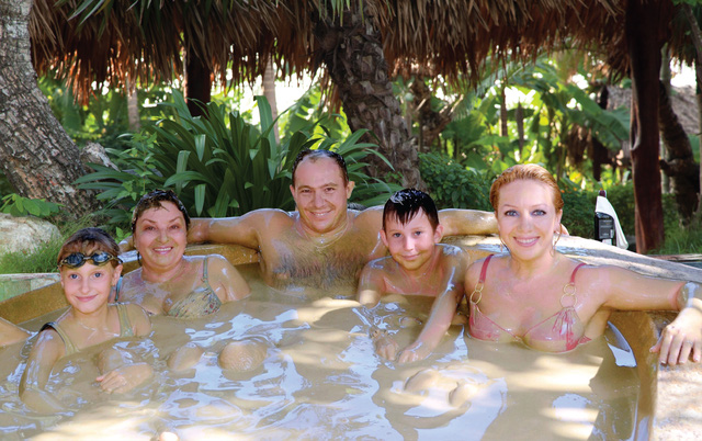Miễn phí tắm bùn tại Asean Resort 4 sao sang chảnh bậc nhất Hà Nội