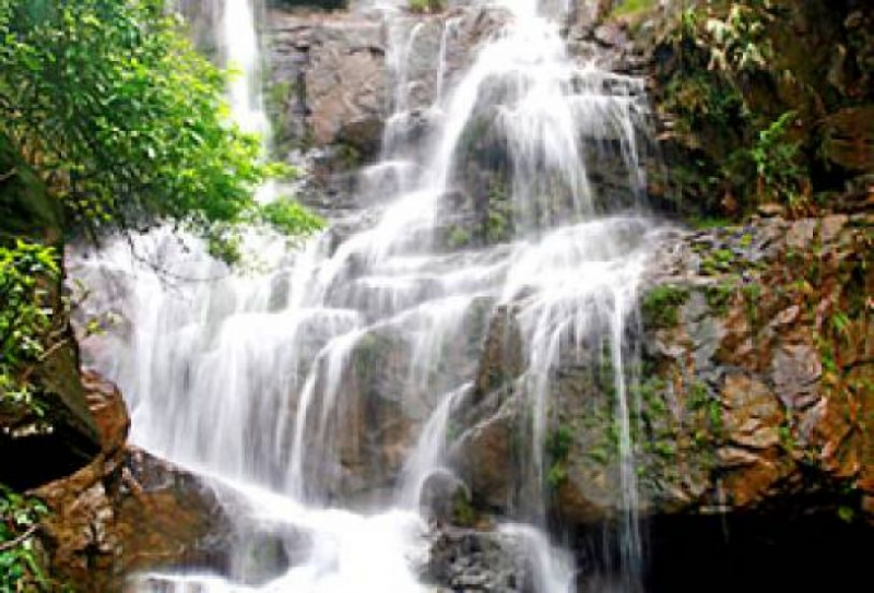 9 Thác nước đẹp nhất Quảng Ninh bạn nên ghé thăm