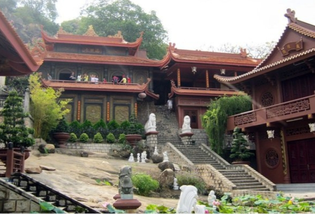 15  ngôi chùa nổi tiếng ở miền tây nam bộ