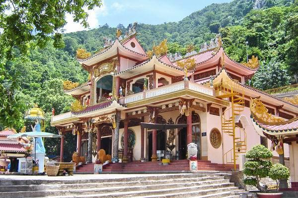 7  ngôi chùa nổi tiếng nhất ở tây ninh