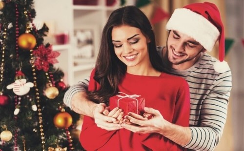 13 món quà giáng sinh (noel) lãng mạn nhất dành tặng bạn gái