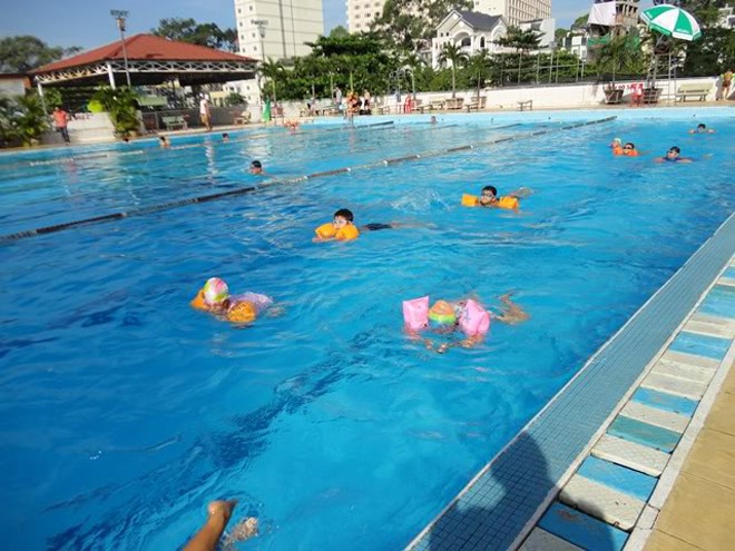 Đập tan cơn nóng Sài Gòn tại 5 hồ bơi thần thánh được yêu thích nhất