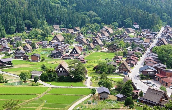 10  thị trấn nhỏ đẹp bình yên nổi tiếng nhất thế giới