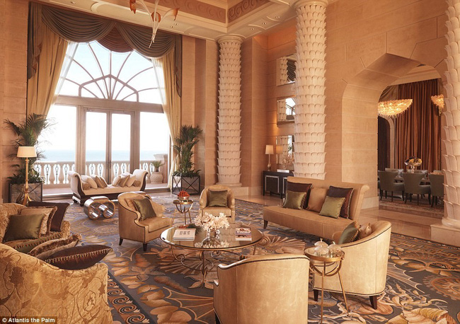 Phòng khách sạn giá 30.000 USD một đêm ở Dubai có gì?
