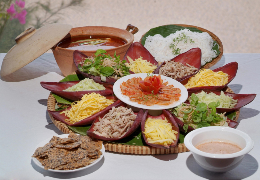 Mực một nắng Phan Thiết” và “Lẩu thả” Bình Thuận lọt top 100 ẩm thực đặc sắc Việt Nam