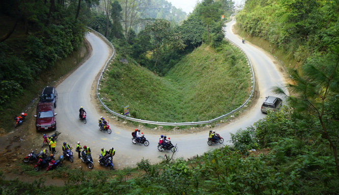 Kinh nghiệm phượt xuyên Việt bằng xe máy an toàn