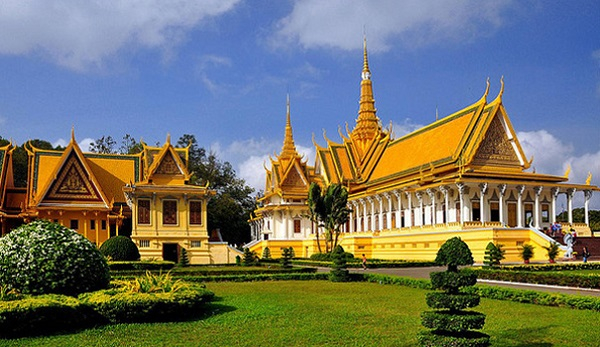 10  Địa điểm hấp dẫn bạn không nên bỏ lỡ khi đến Campuchia