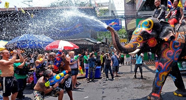 Songkran – lễ hội té nước lấy may của người Thái Lan
