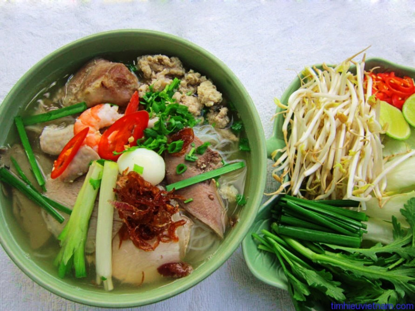 ăn uống, bánh cuốn, bún bò, nhà hàng, phở bò, 10 món ăn việt nam nổi tiếng ở nước ngoài